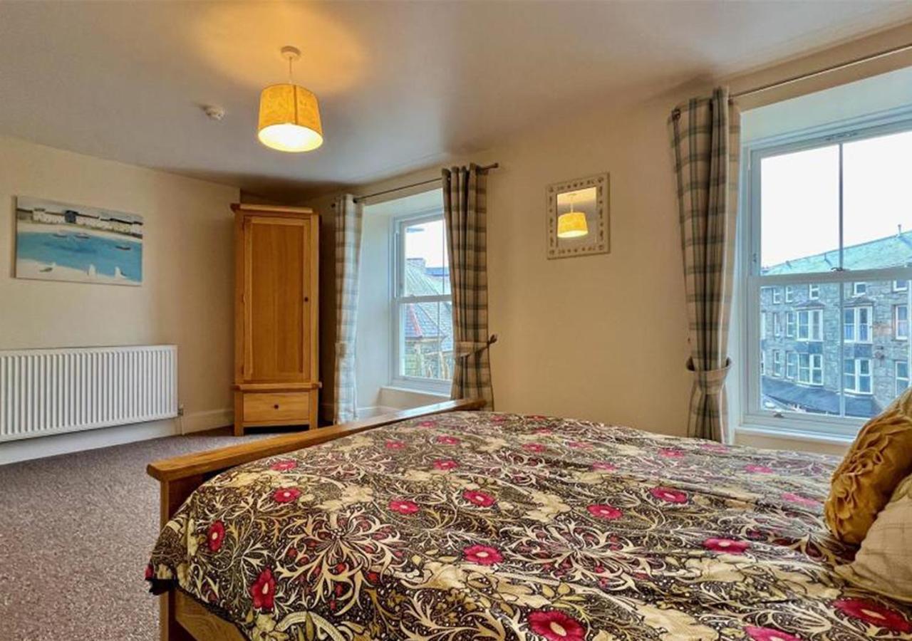 ברמאות' Luxury 4 Bedroom Seaside Apartment - Glan Y Werydd House מראה חיצוני תמונה