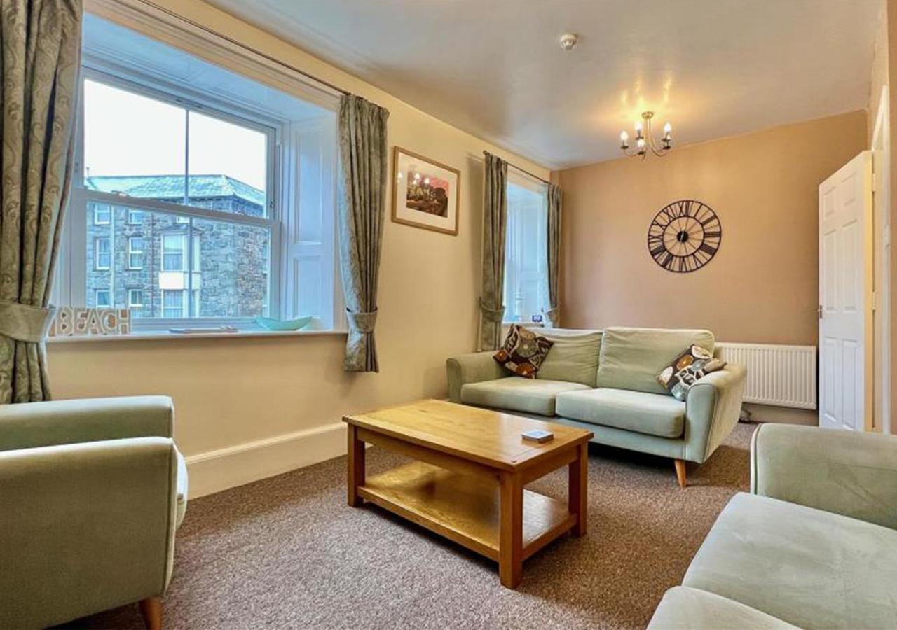 ברמאות' Luxury 4 Bedroom Seaside Apartment - Glan Y Werydd House מראה חיצוני תמונה